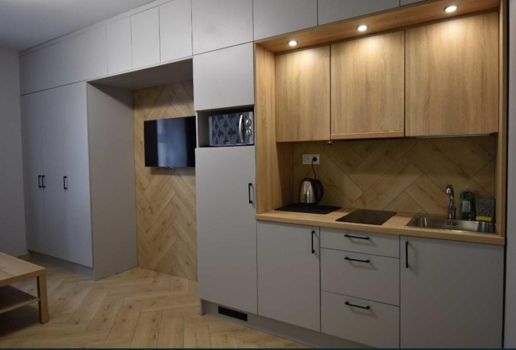 Samo Centrum, Pkp, Pks Wroclaw Luaran gambar